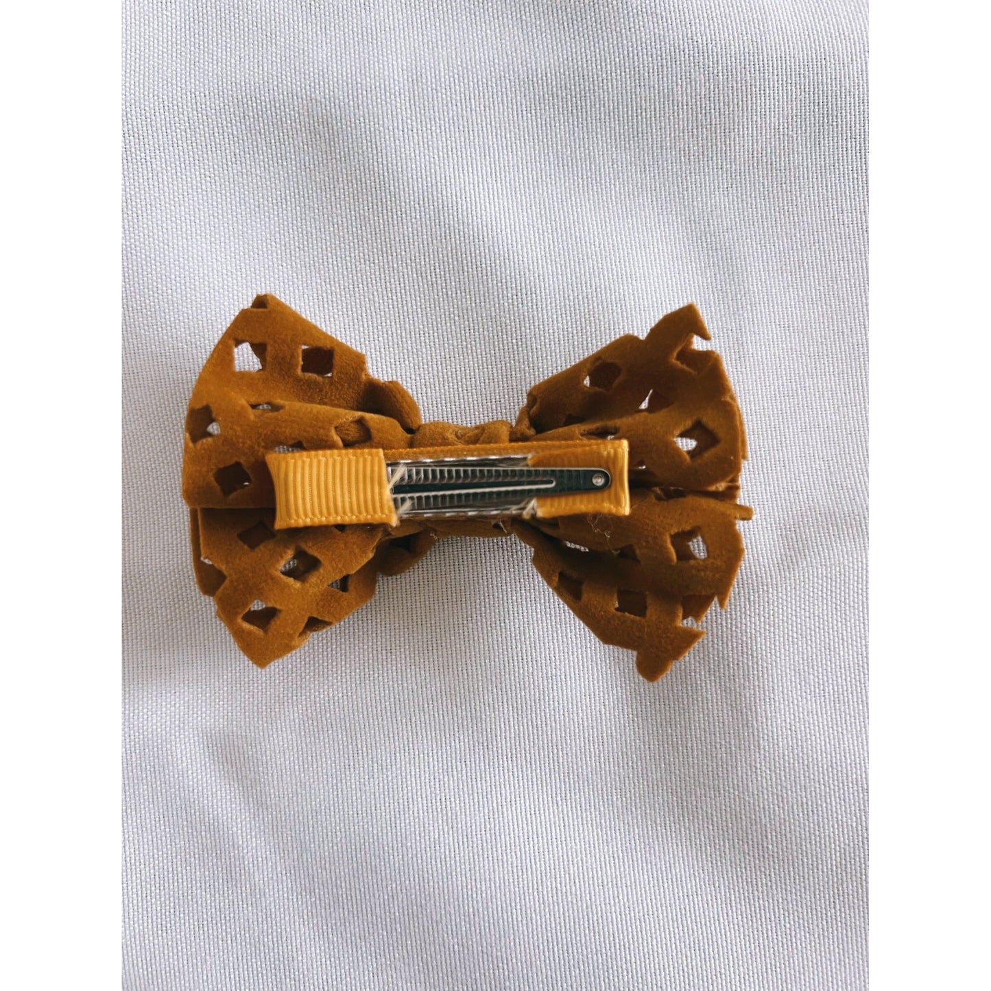 Arch n Ollie Mustard Bow Clip